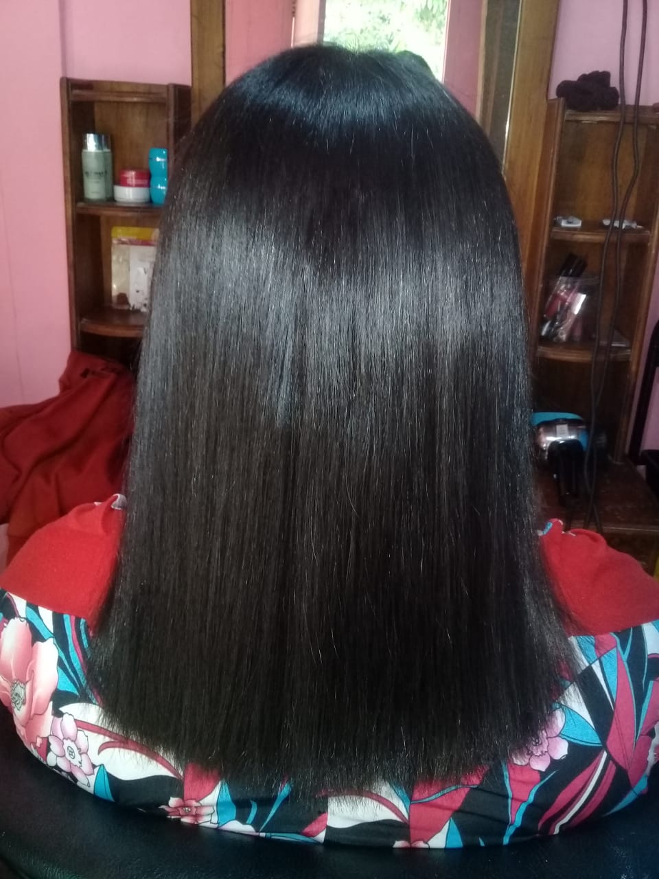 Alika Salon
