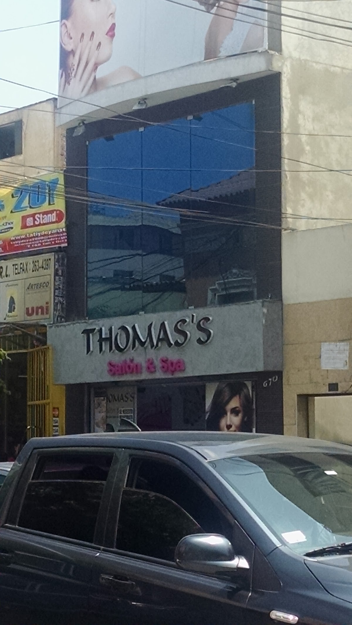 Thomas's Salón & Spa
