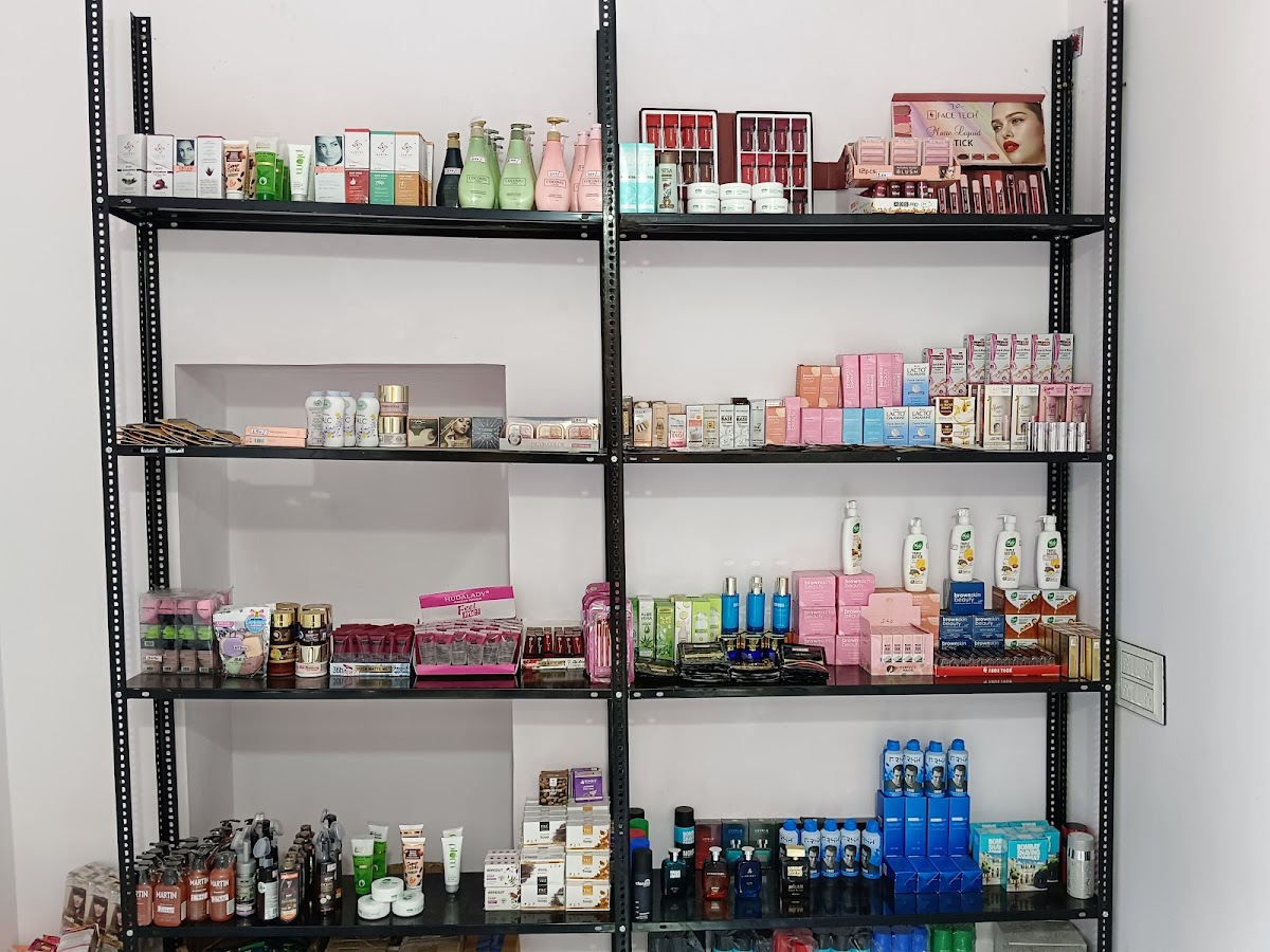 Lavish beauty cosmetic & personal care product's