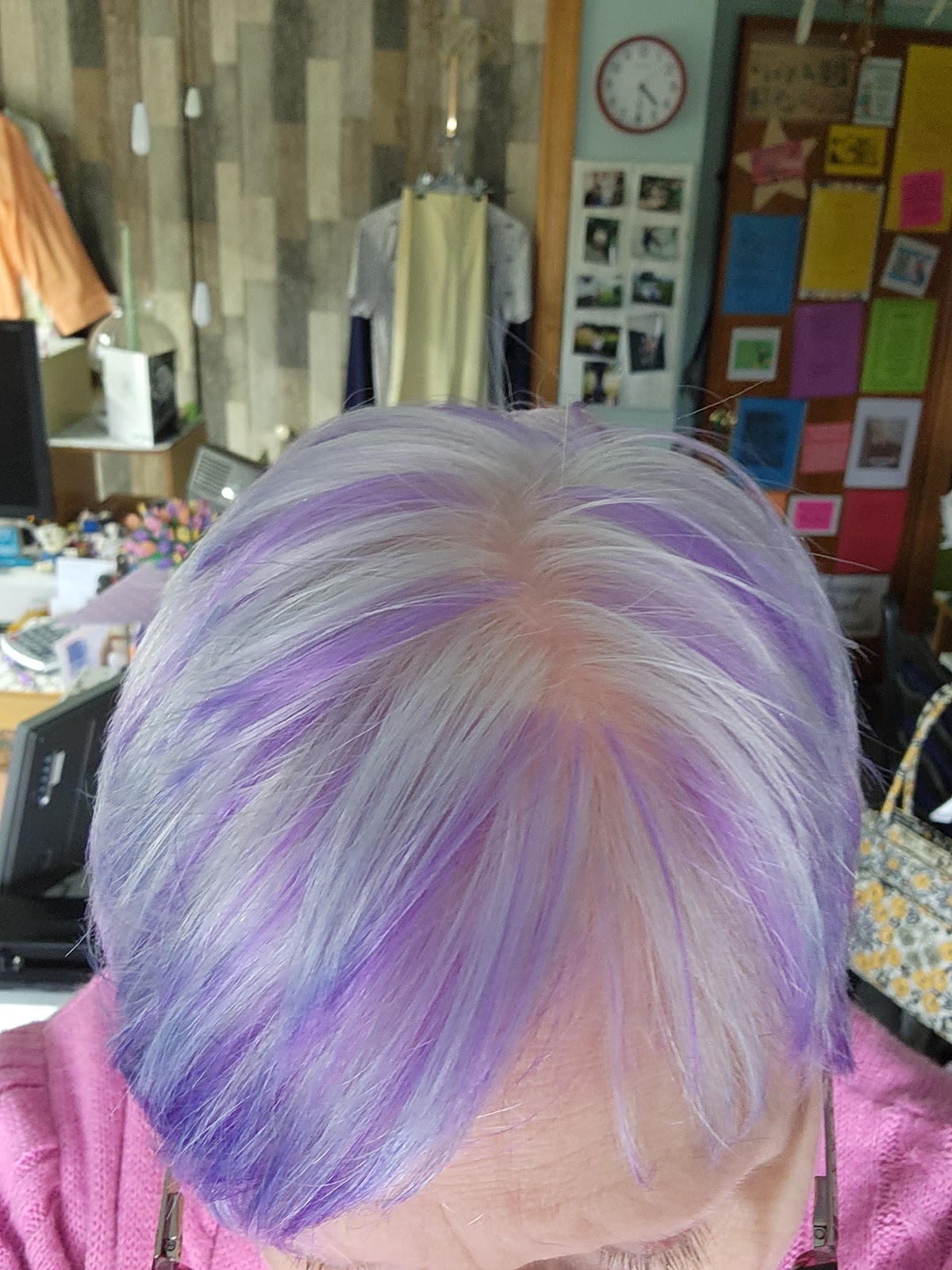 Salons @1010