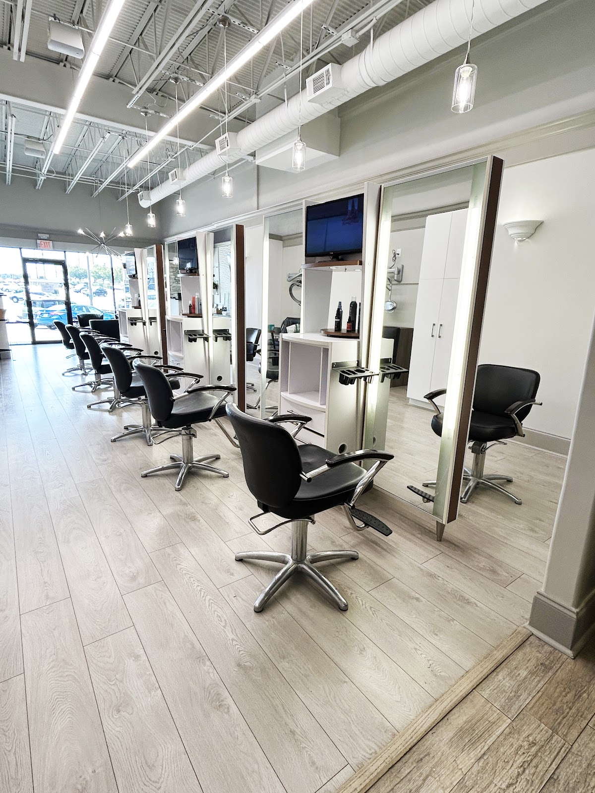 New Talents Salon by Van Michael