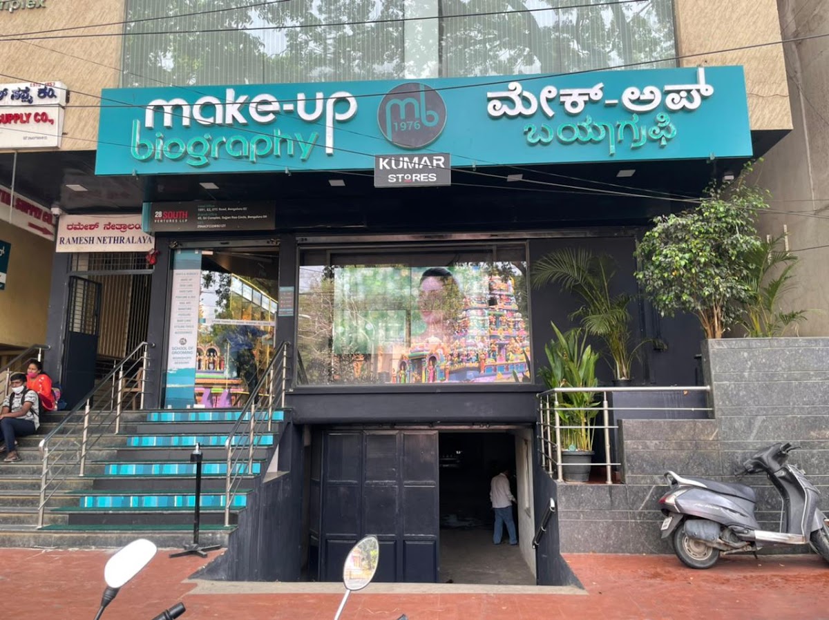 Makeup Biography - VV Puram