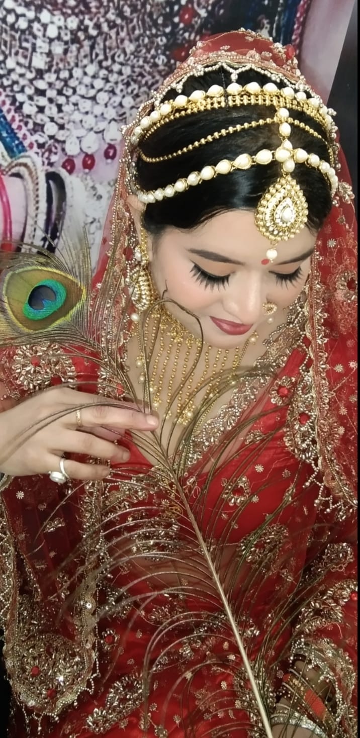 Sarjanaa's Makeover Saloon