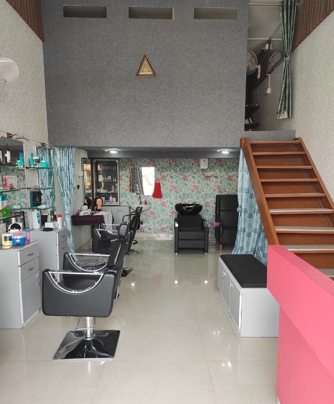 Unified Beauty Salon