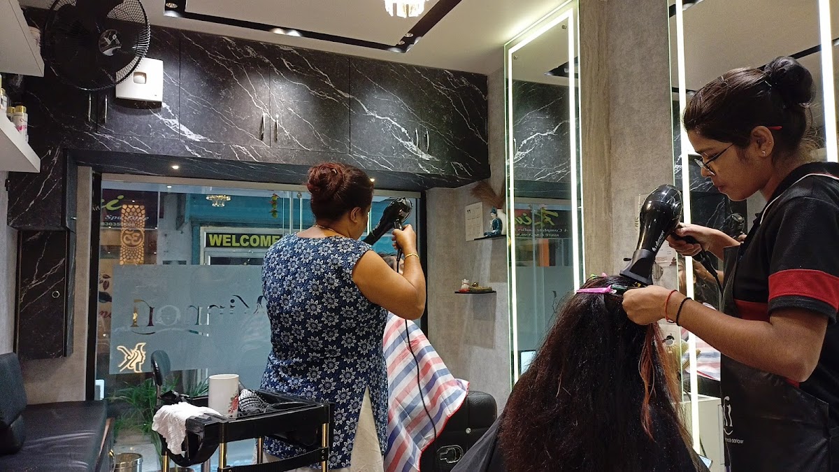Kinnori Ladies Beauty Parlour