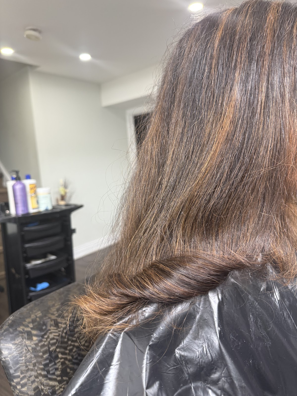 Manu Beauty salon and spa and massage