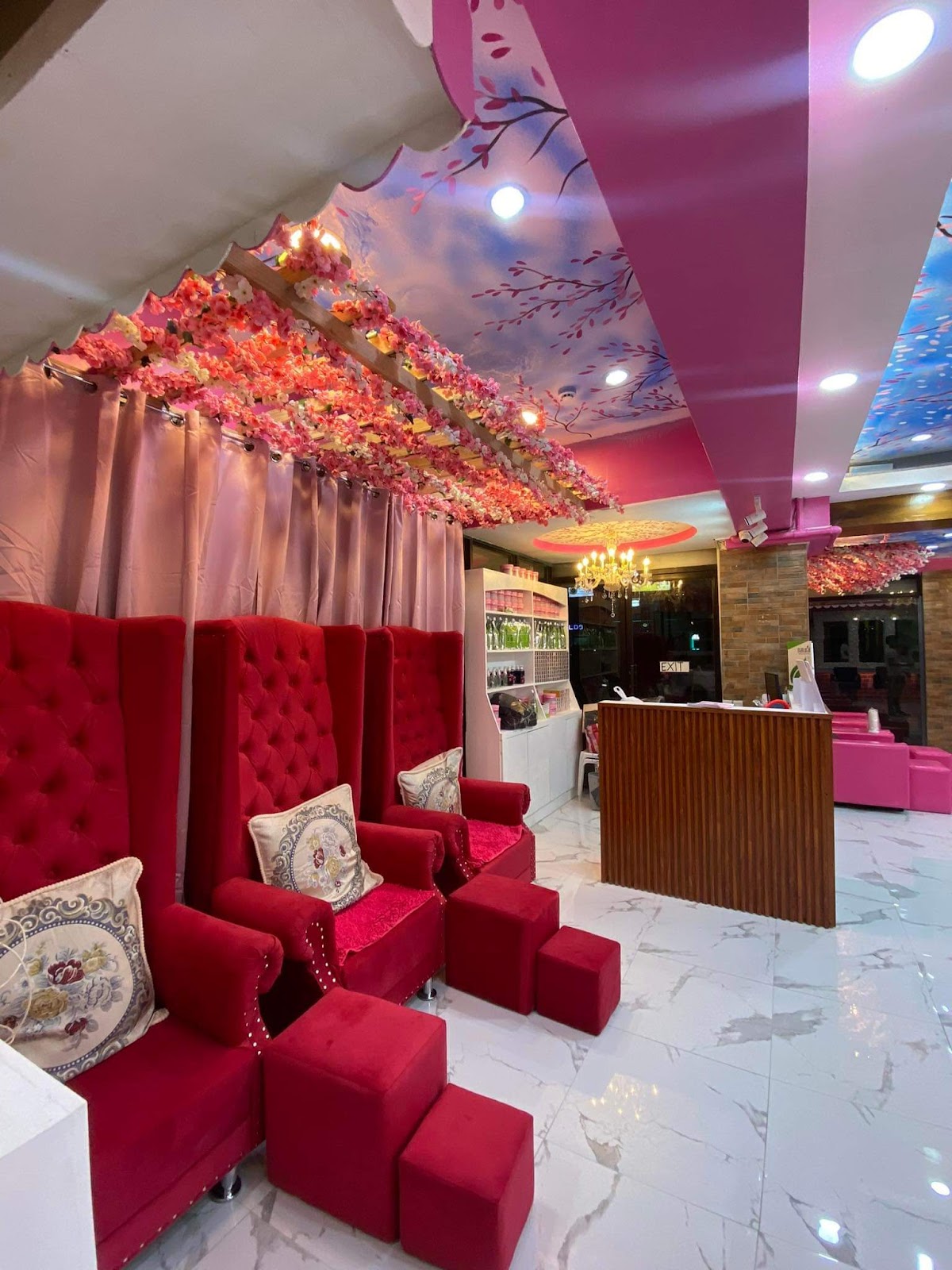 Fashionista Gurl Salon Cainta Branch