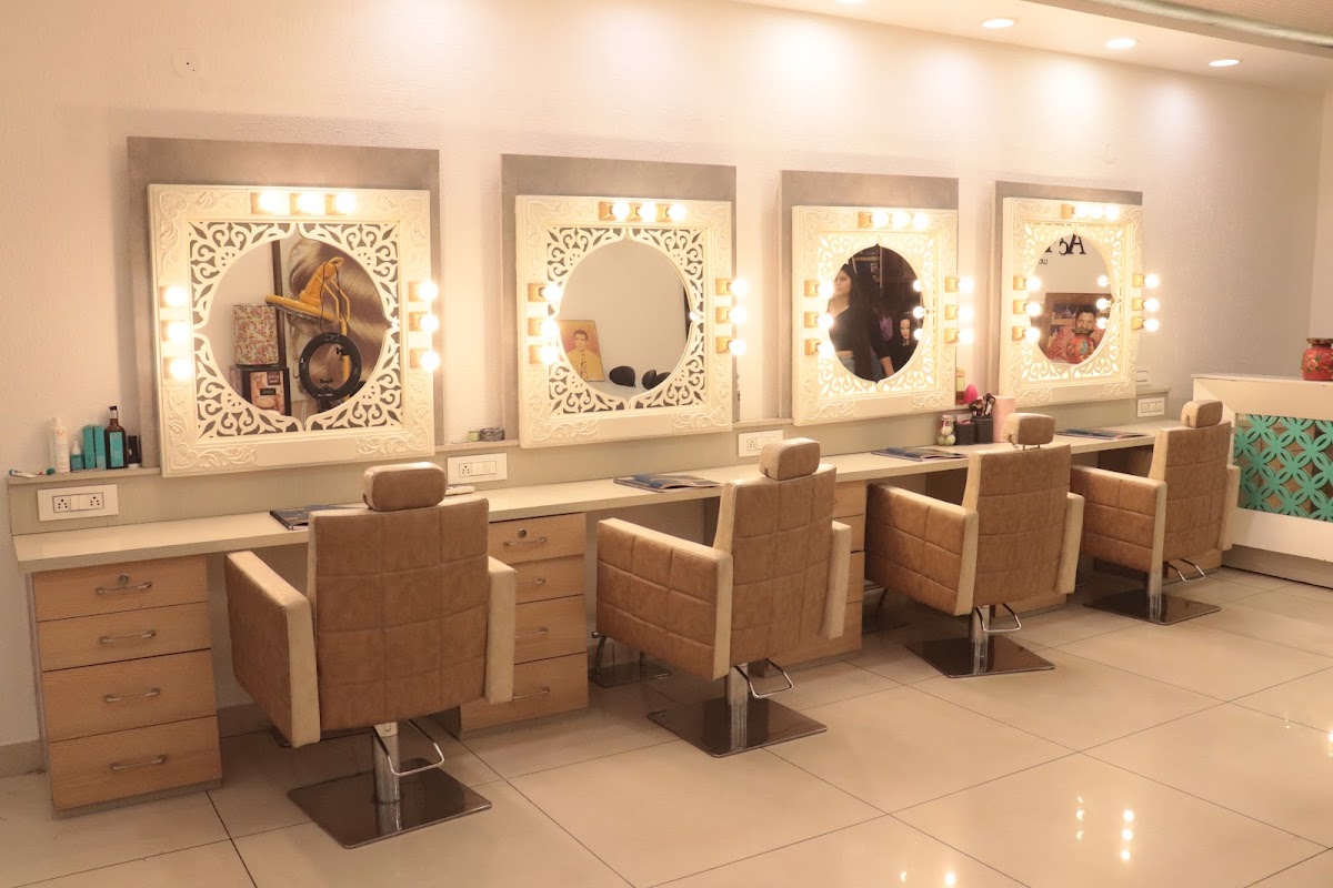 Venus Salon and Academy