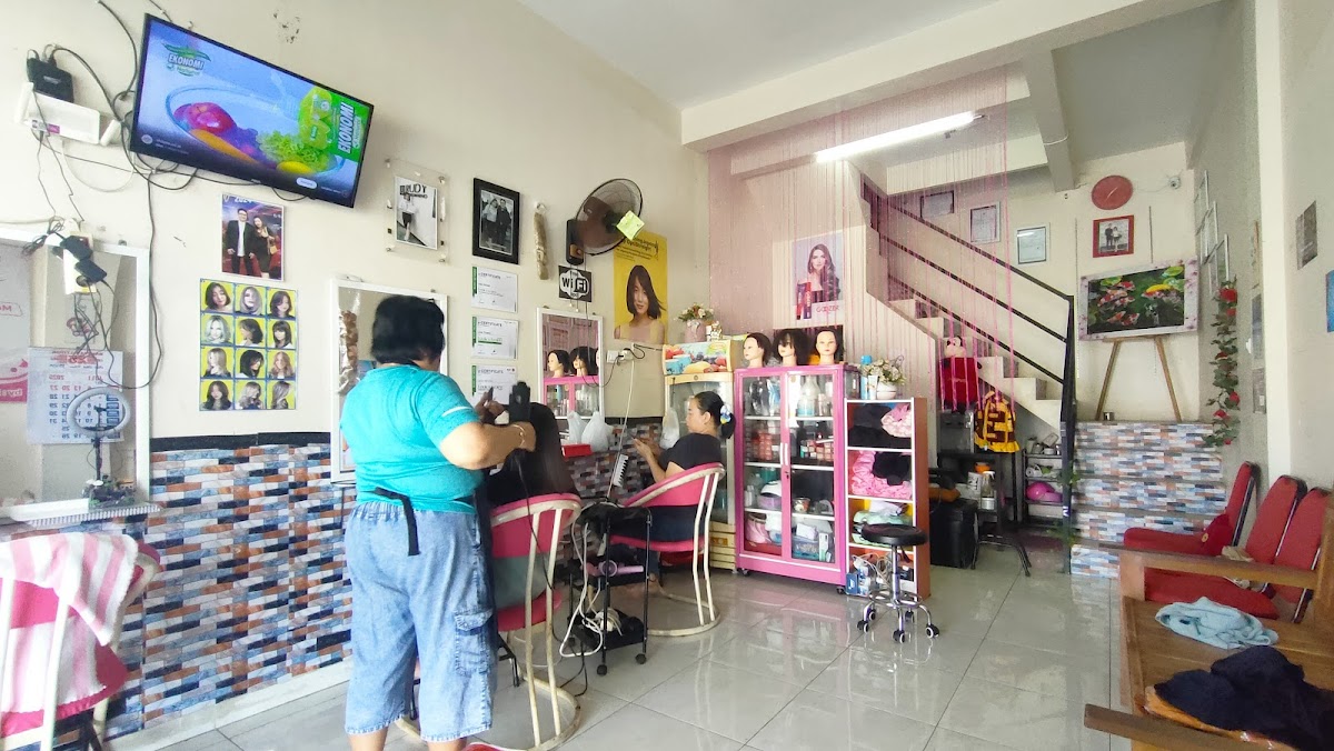 QUEEN SALON