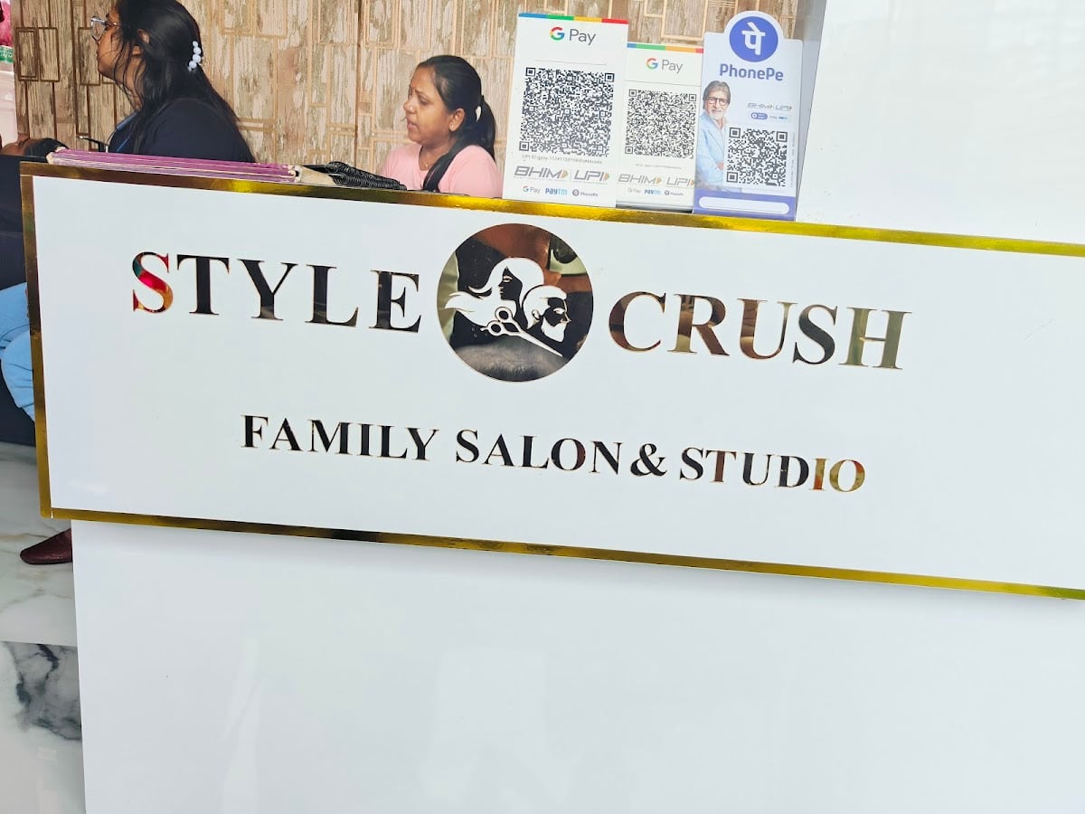 Style Crush Family Salon & Studio