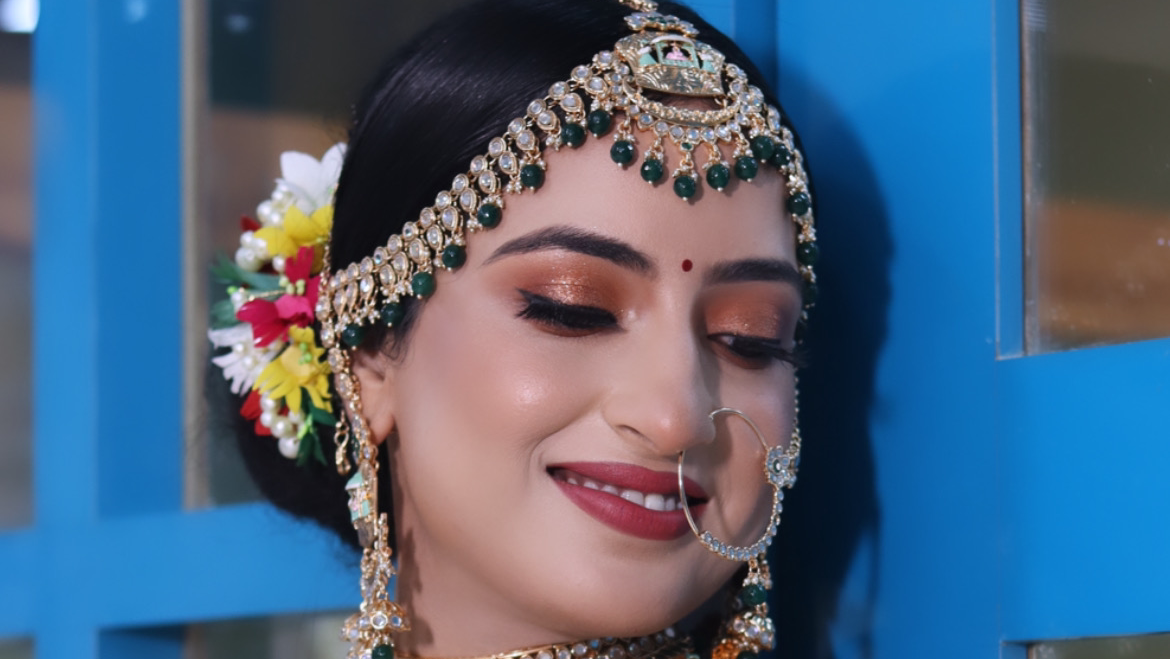 Kavita's Essence Makeovers