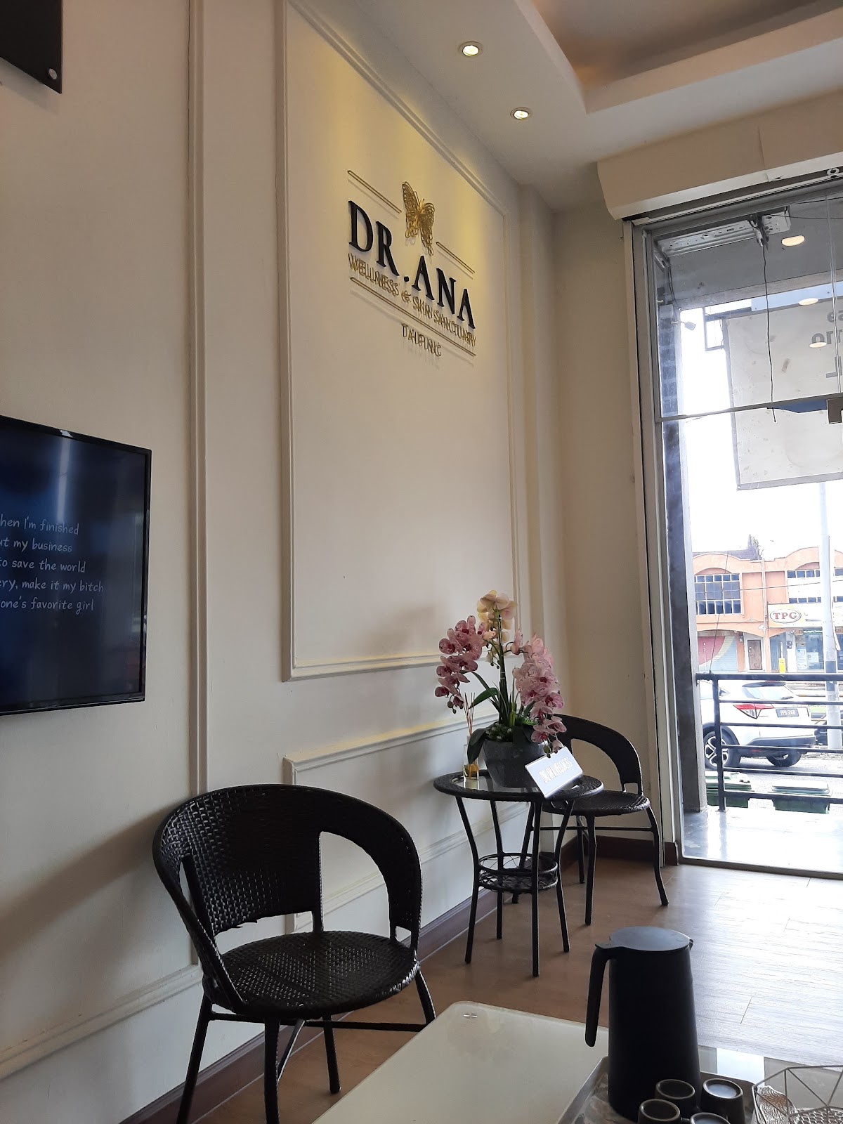 DR ANA WELLNESS & SPA TAIPING