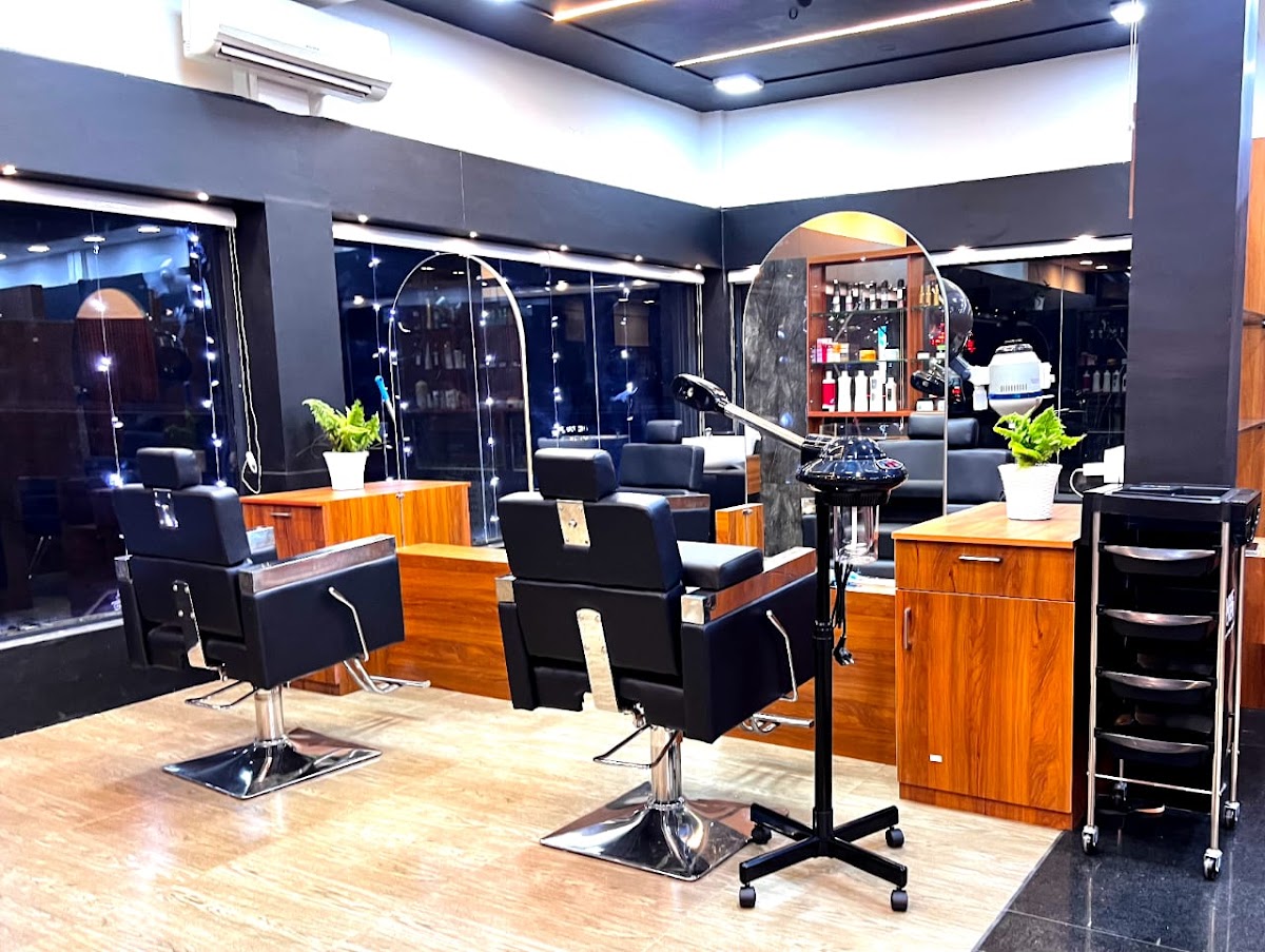 OX Family Beauty Parlour