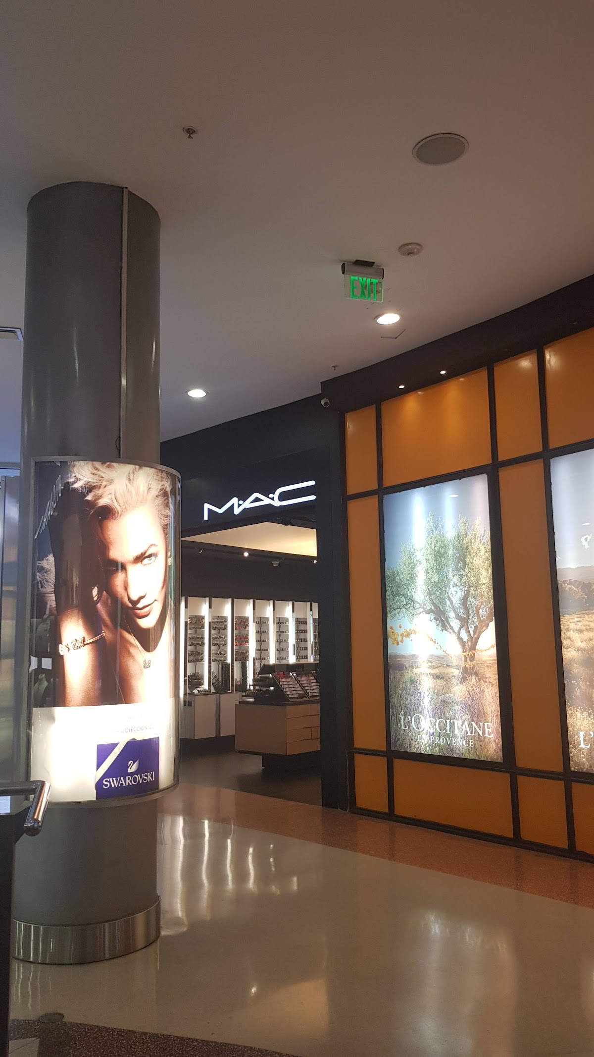 MAC Cosmetics