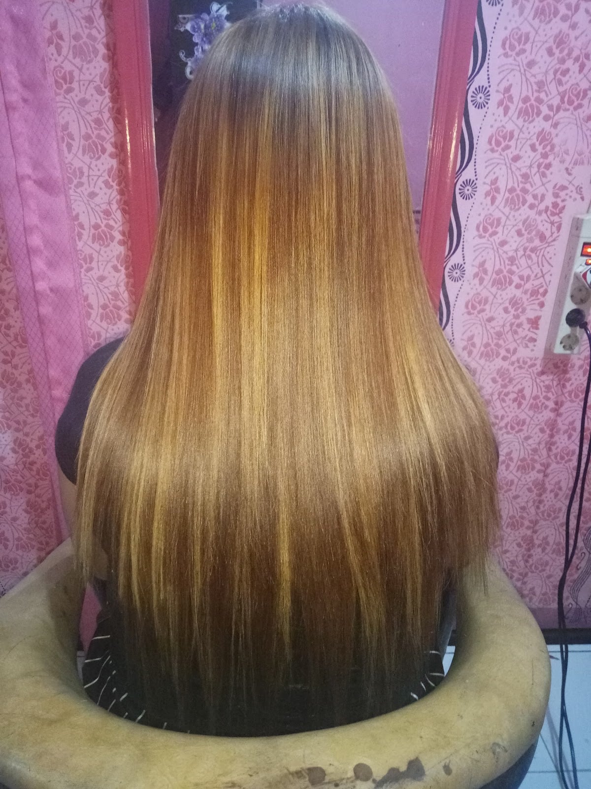 Risna Salon