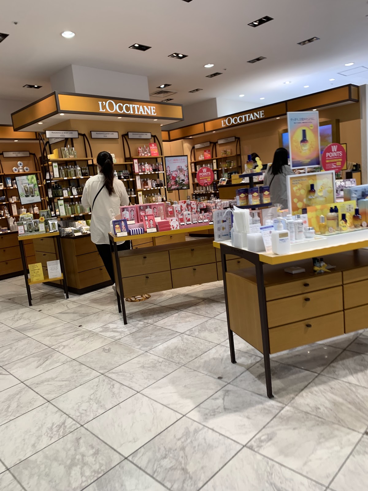 L'Occitane Daimaru Tokyo Store