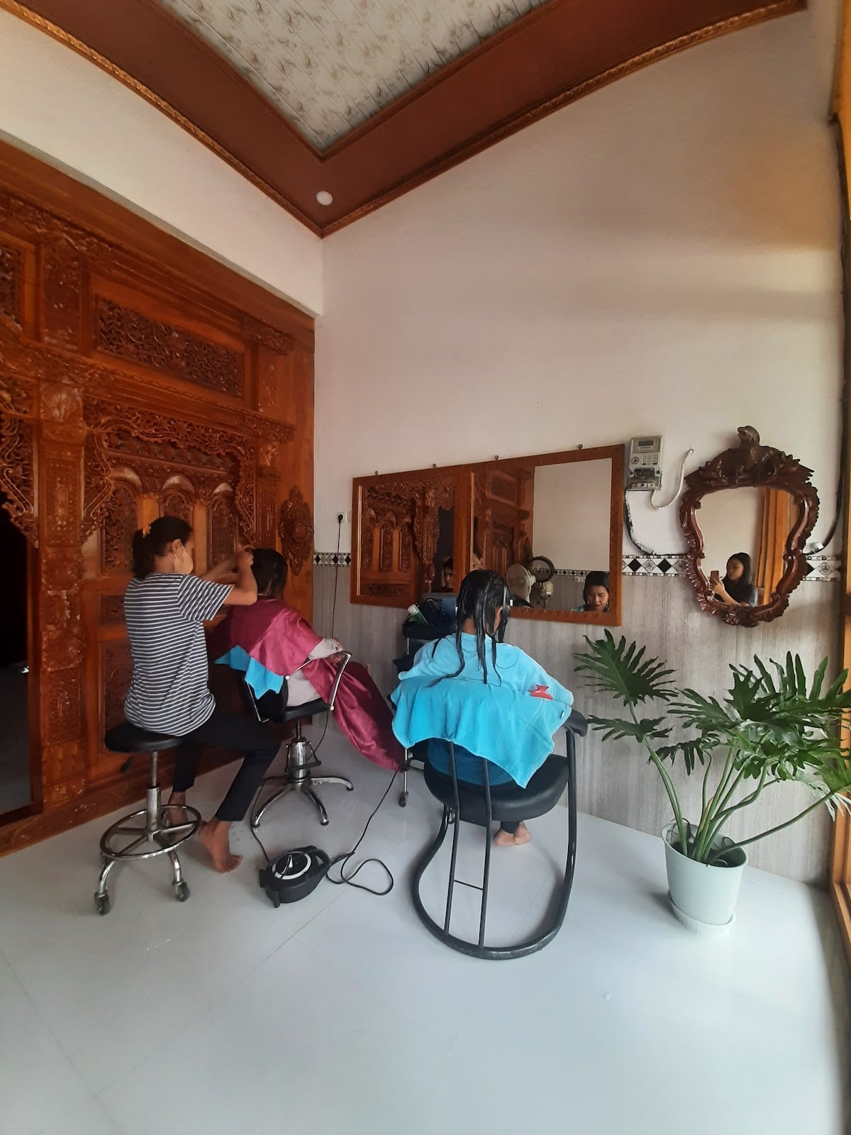 Yolanda Beauty Care and MUA