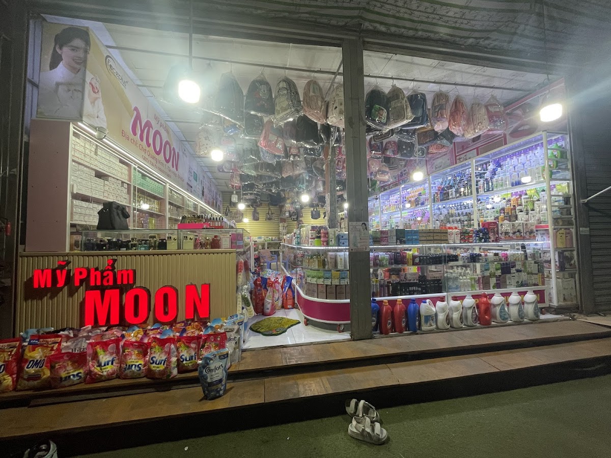 My Pham Moon