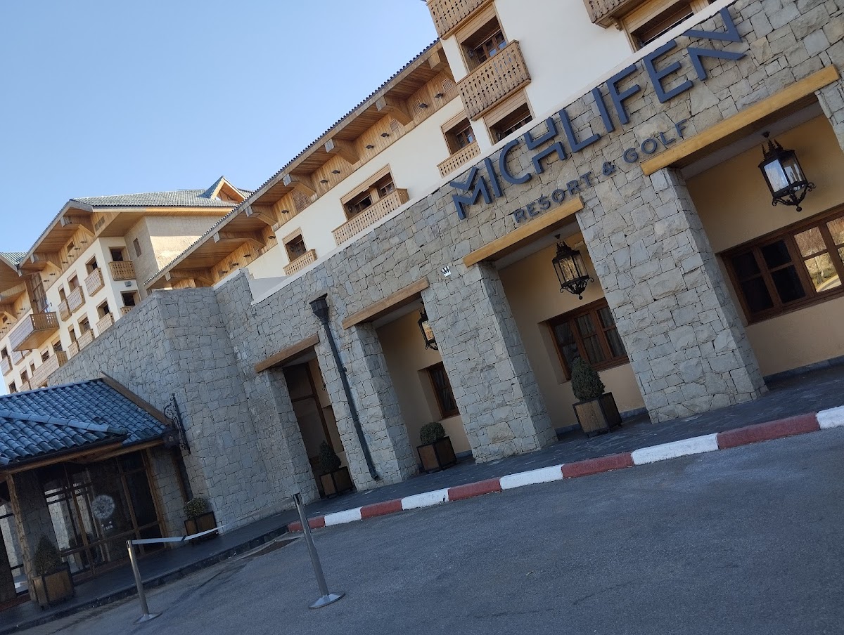 Avery Michlifen Ifrane