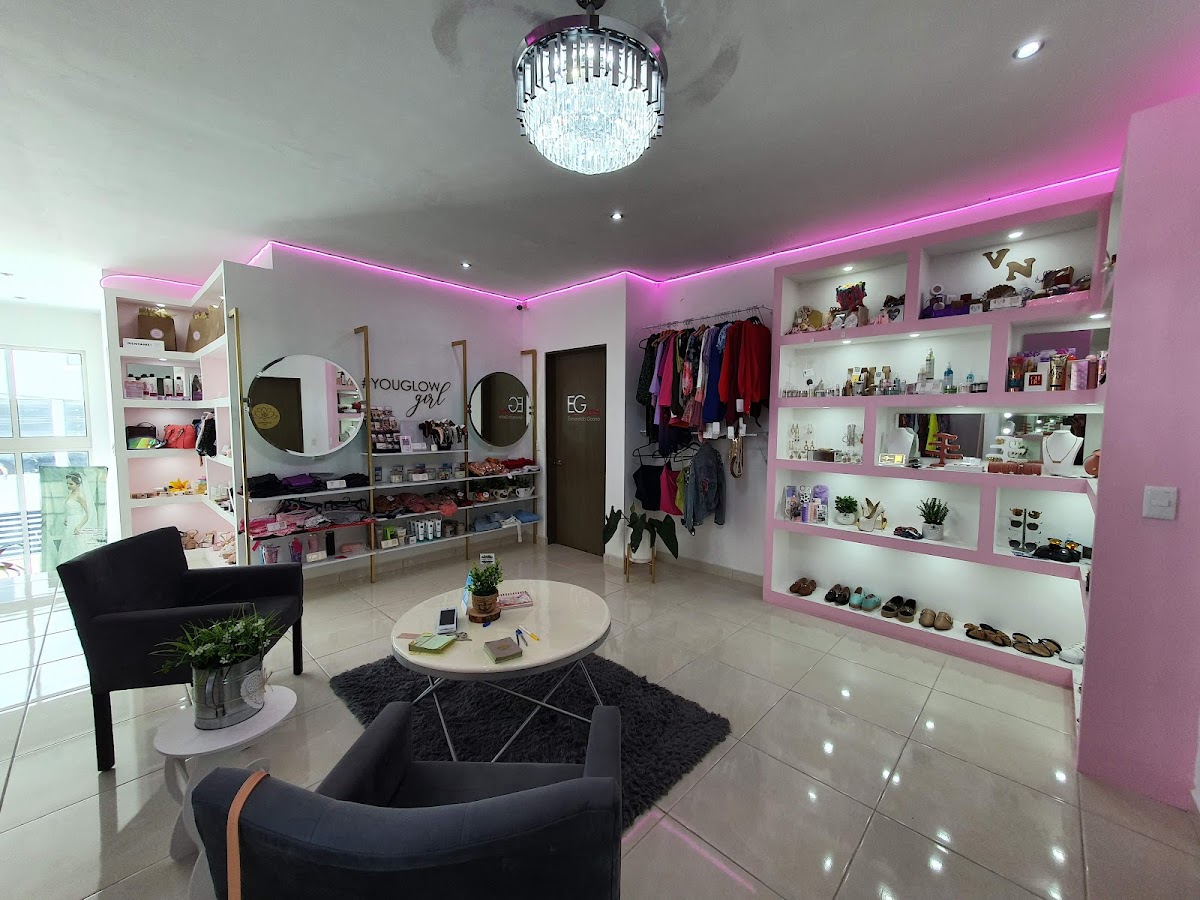 Glam House