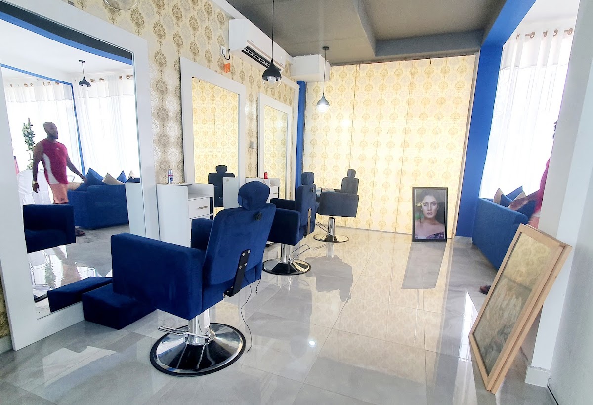 Salon Sadhana
