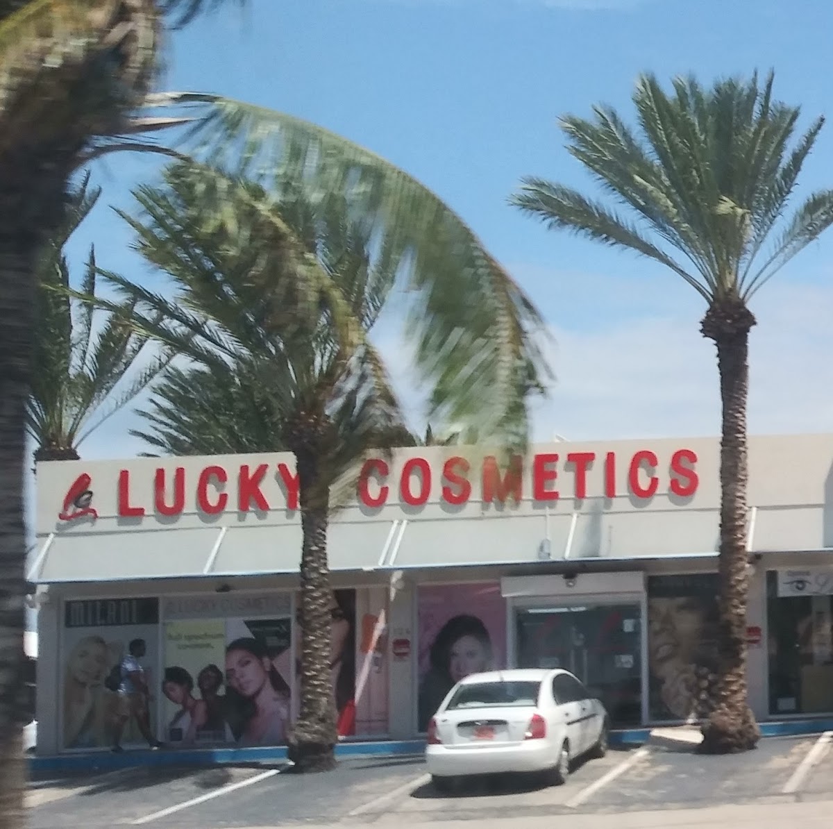 Lucky Cosmetics Aruba