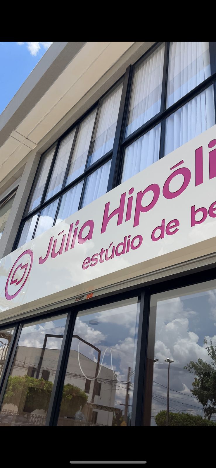 Julia Hipolita Estudio de beleza