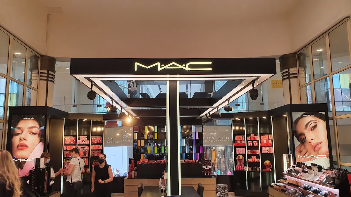 MAC Cosmetics
