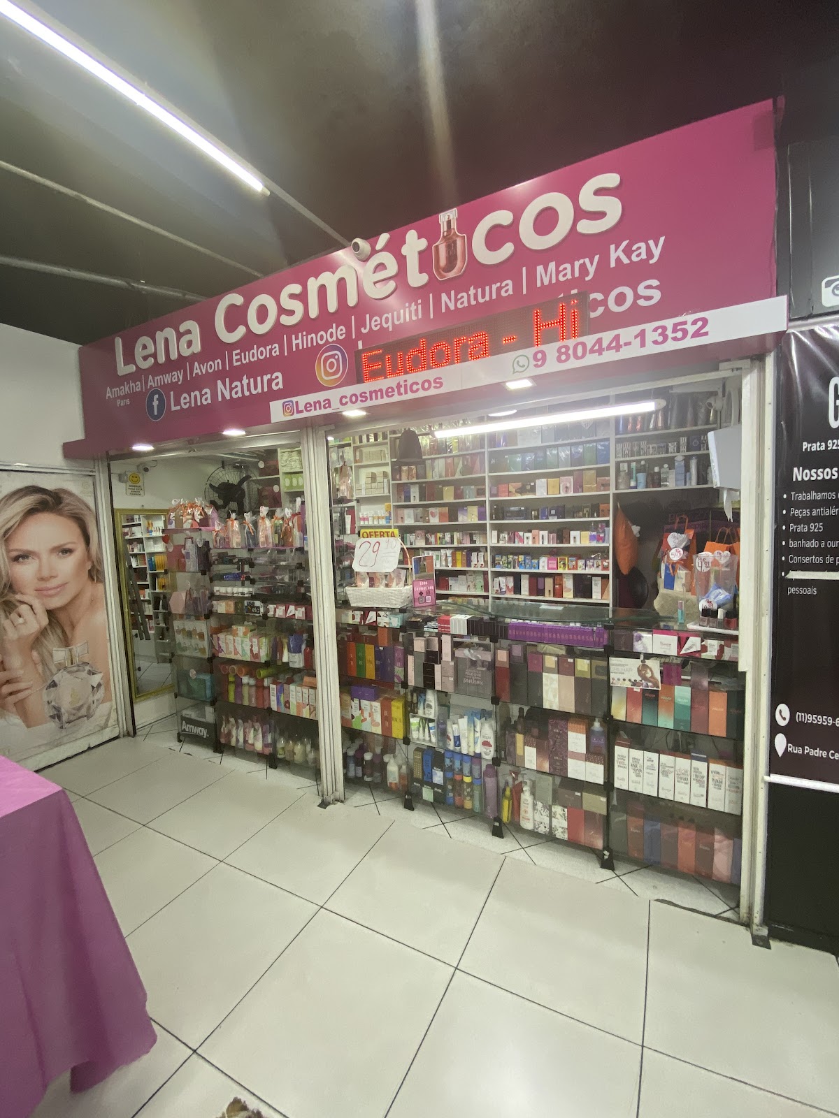 Lena Cosmeticos