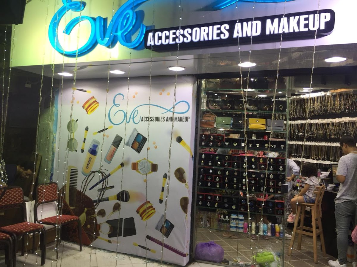 EVE Accessories & Makeup
