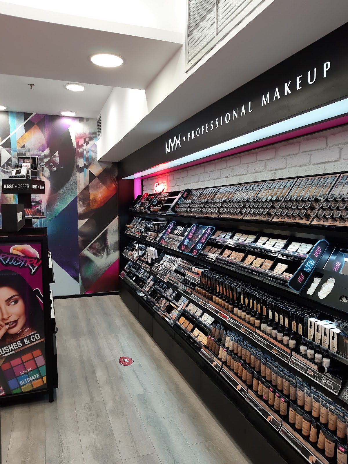 NYX Professional Makeup Omonoia