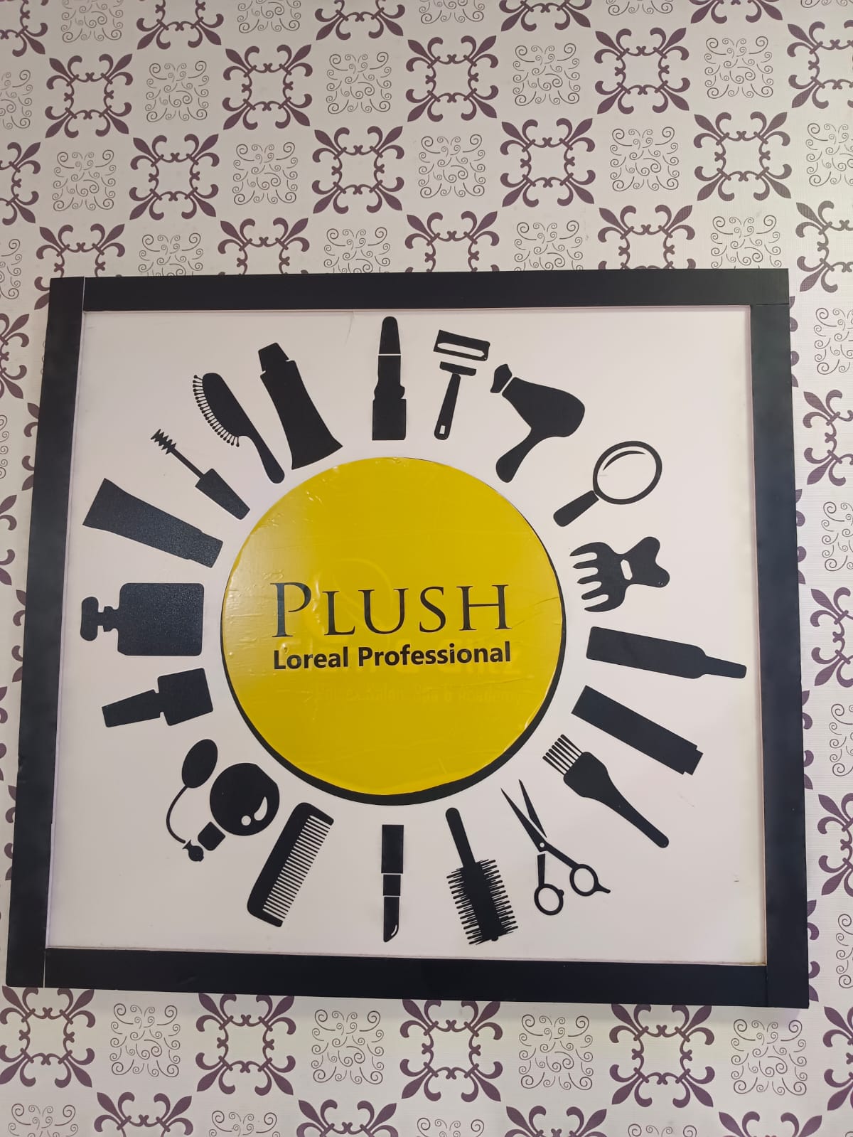 Z Plush Unisex Salon & Academy