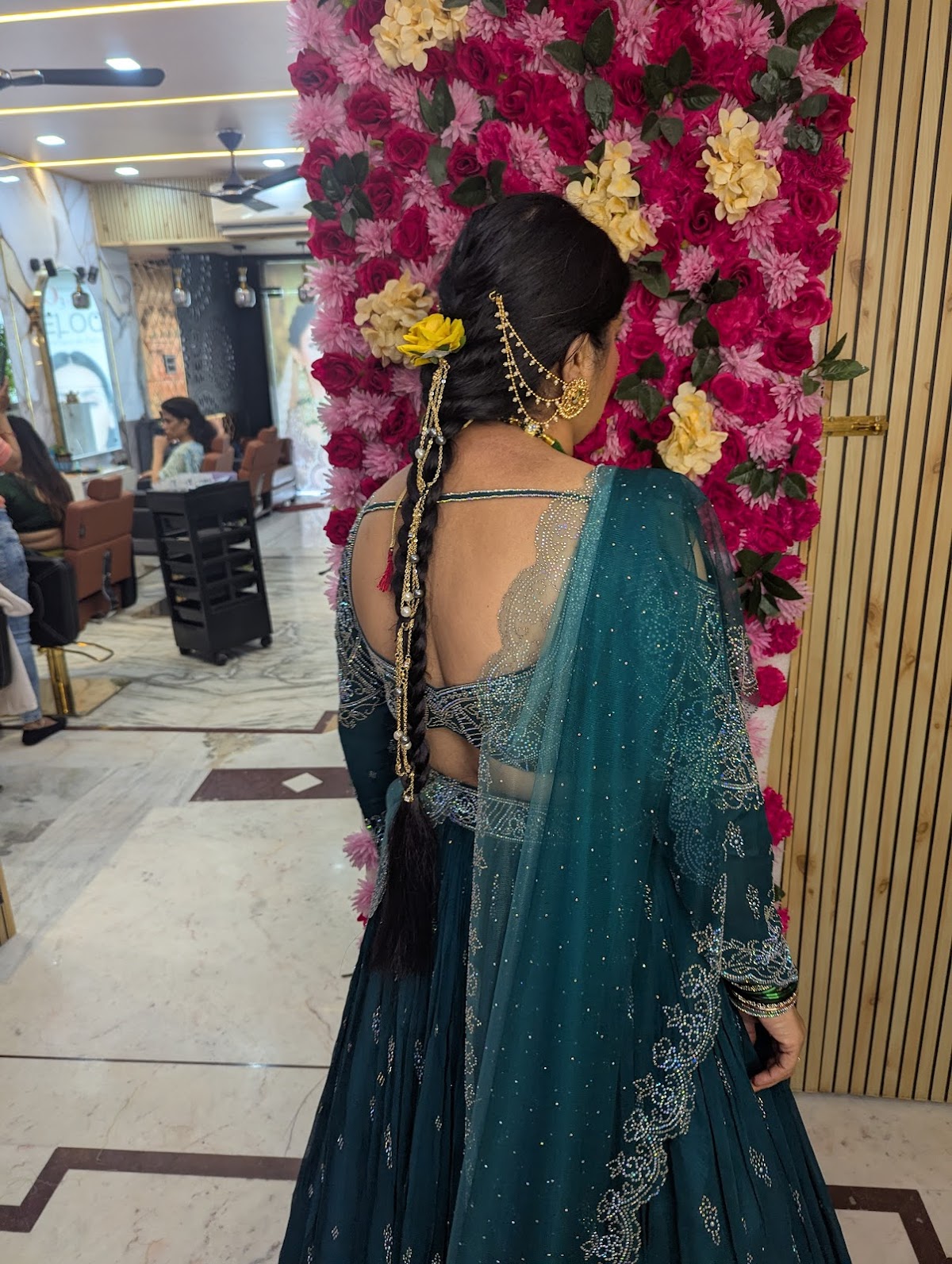 Diva Looks Women Beauty Salon Spa