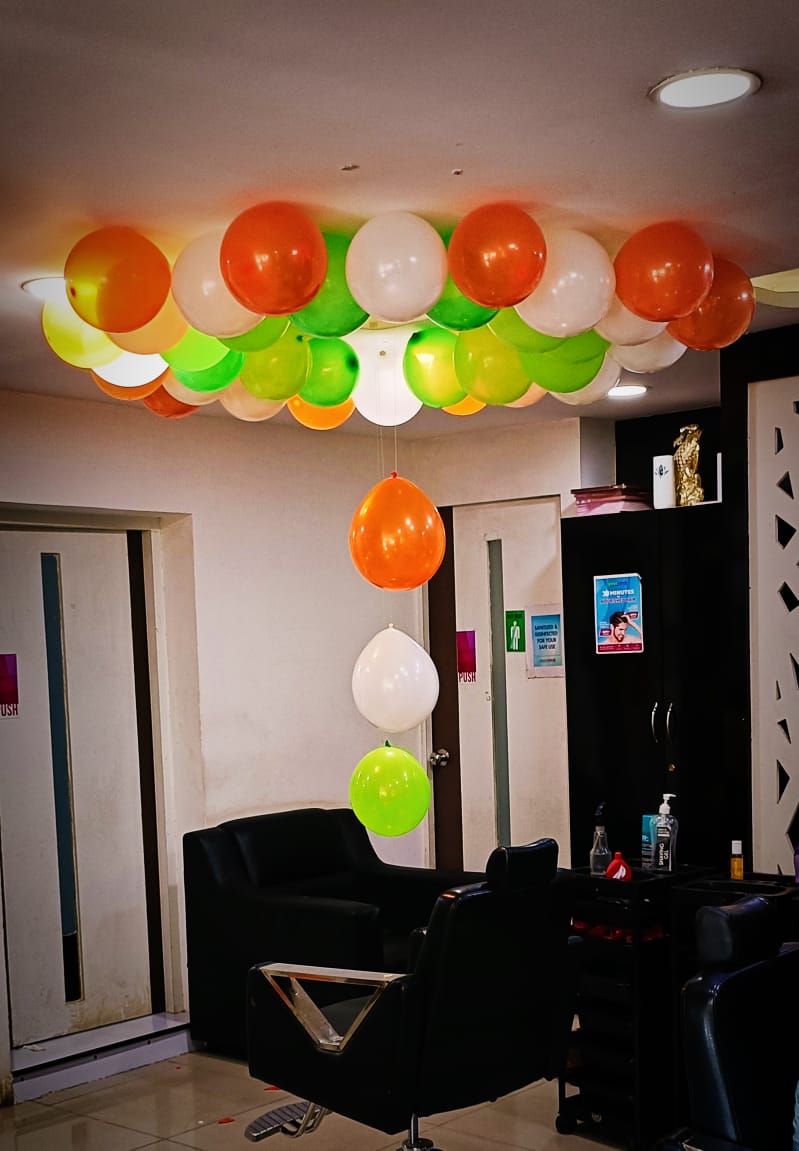 B16 Matrix Signature Salon