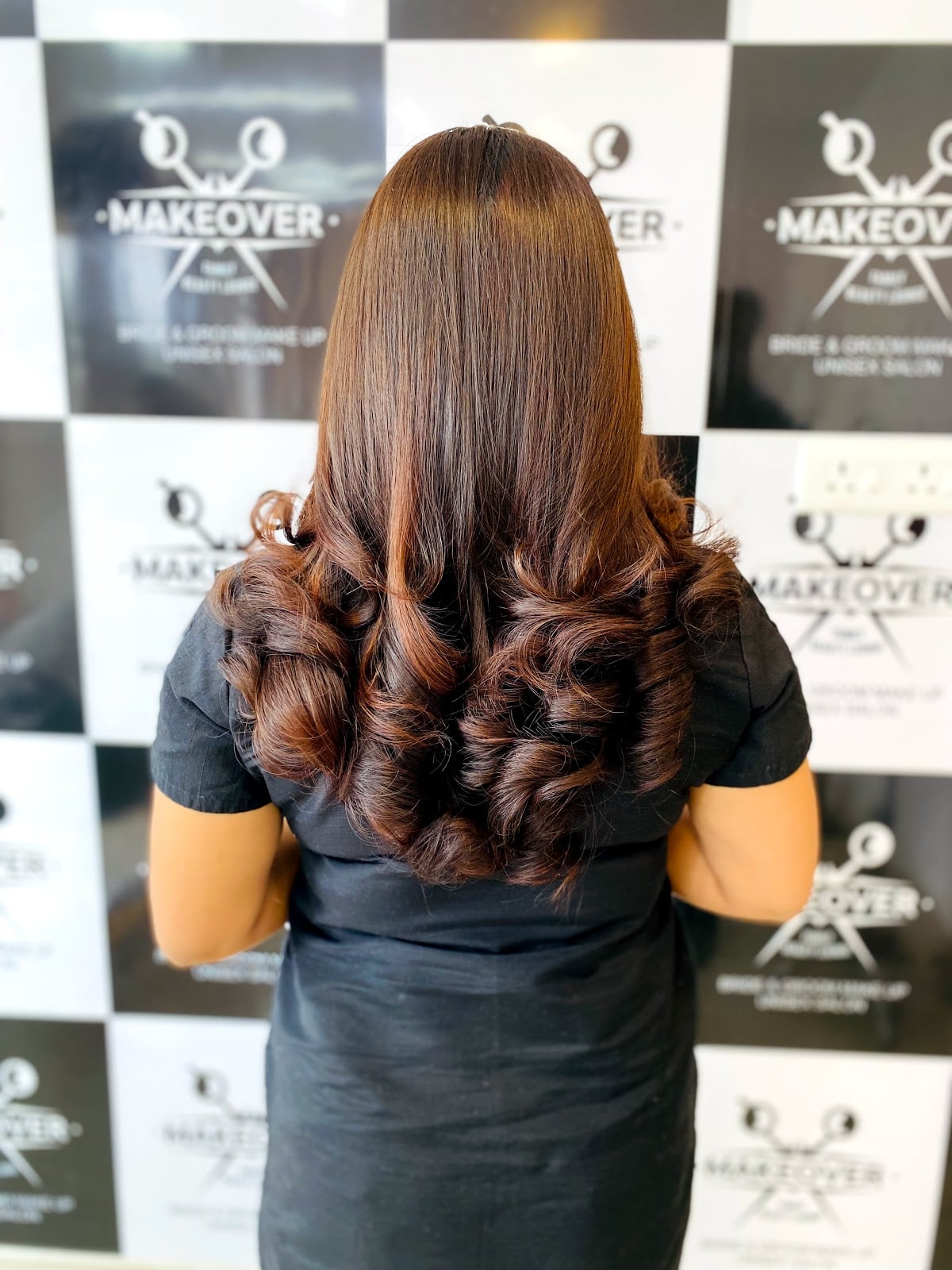 Makeover Family Beauty Lounge