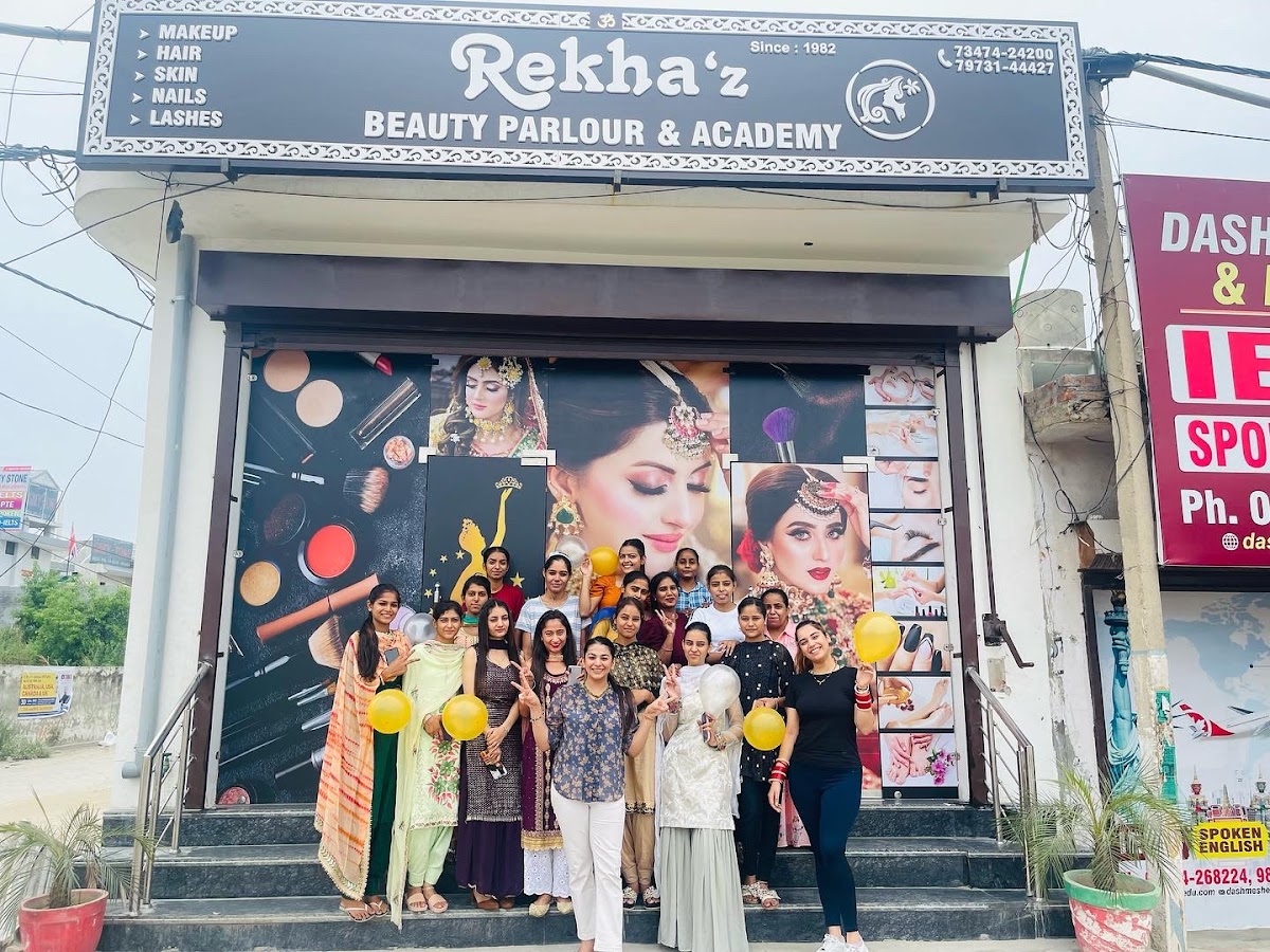 Rekha'z Beauty Parlour & Nail Studio