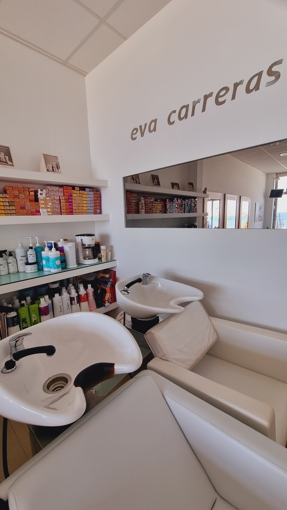 Eva's Salón de Belleza