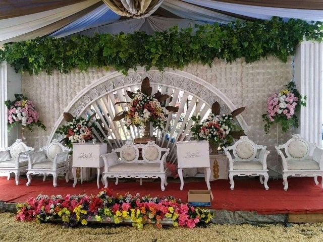 Fitria Salon / Tata Rias