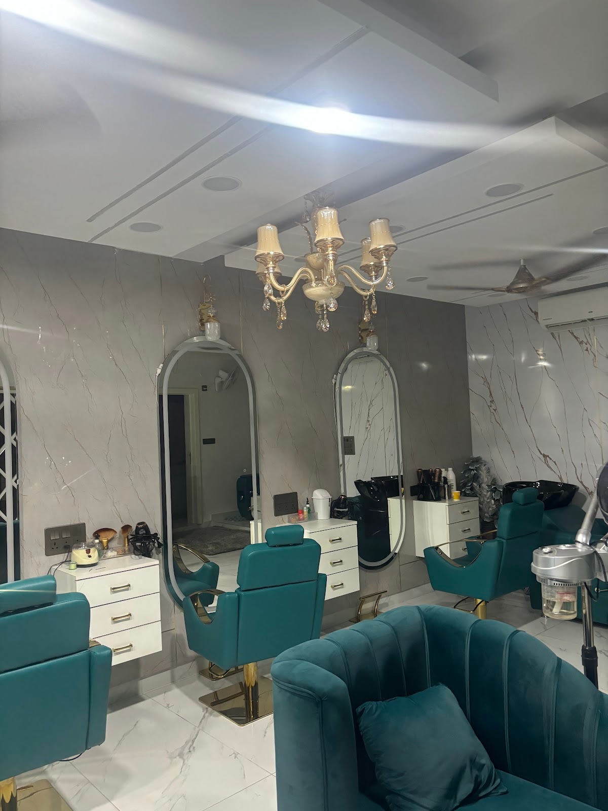 Esha Makeover and beauty salon
