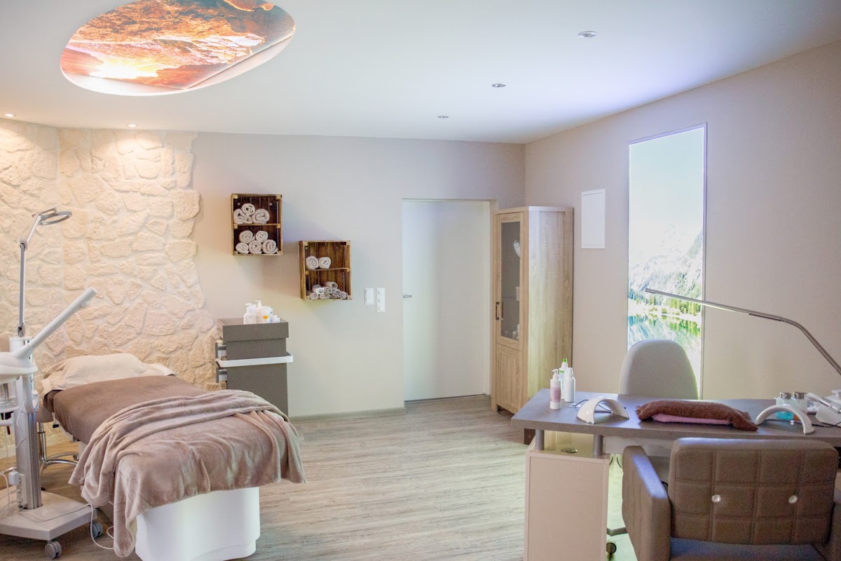 Enjoy Beauty & Wellness