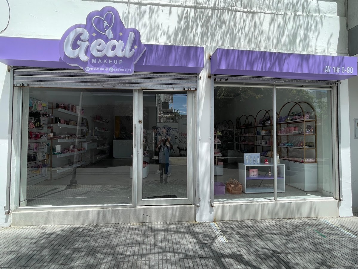 Geal Makeup Store