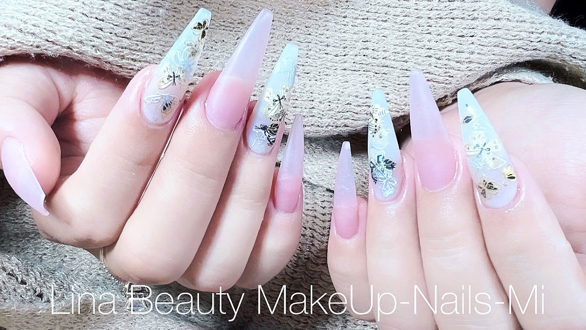 Lina Makeup-Nails-Mi