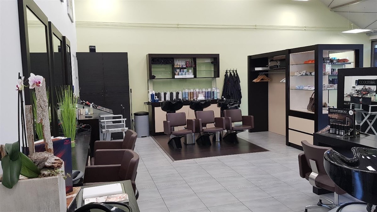 Beim Coiffeur