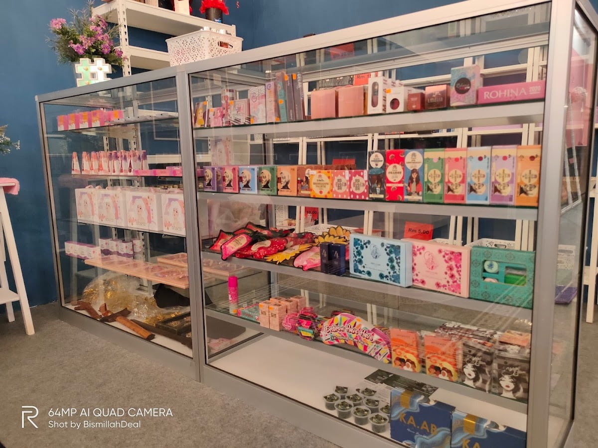Cosmetic Boutique Truck