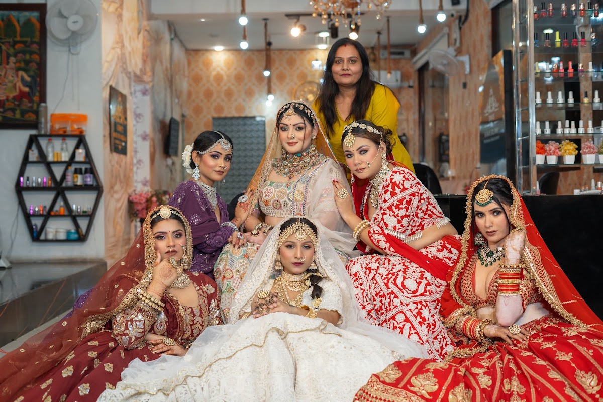 Divas Makeup Myntra Bridal Salon & Professional Academy