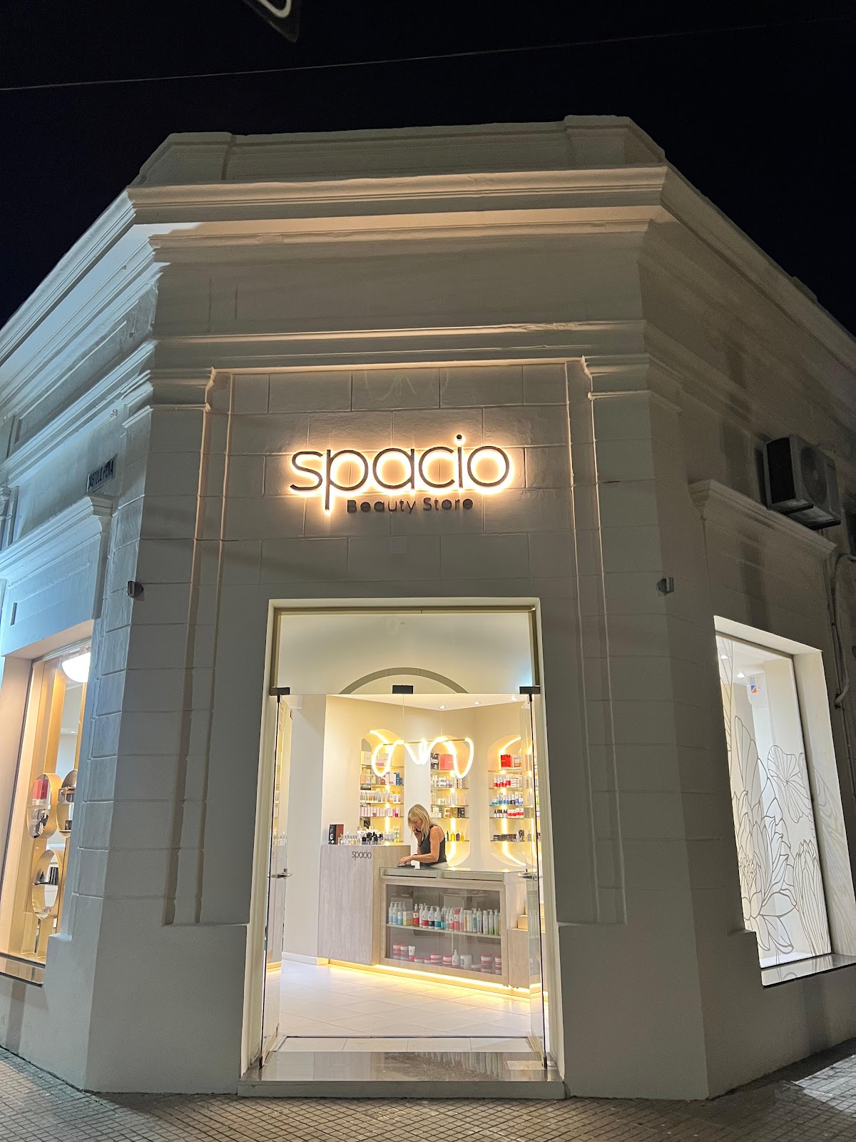 Spacio Beauty Store