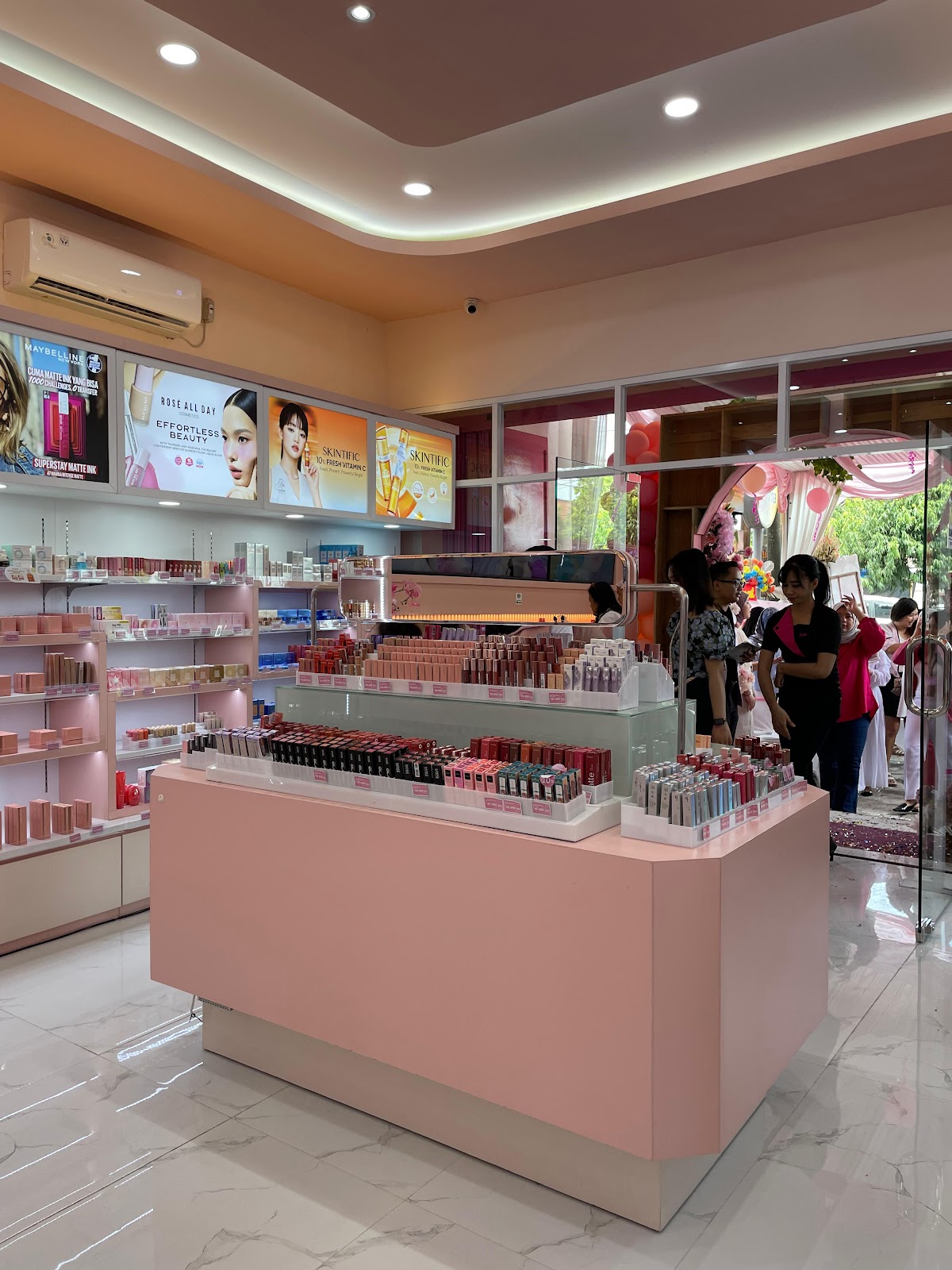 Nouna Cosmetics & Skincare