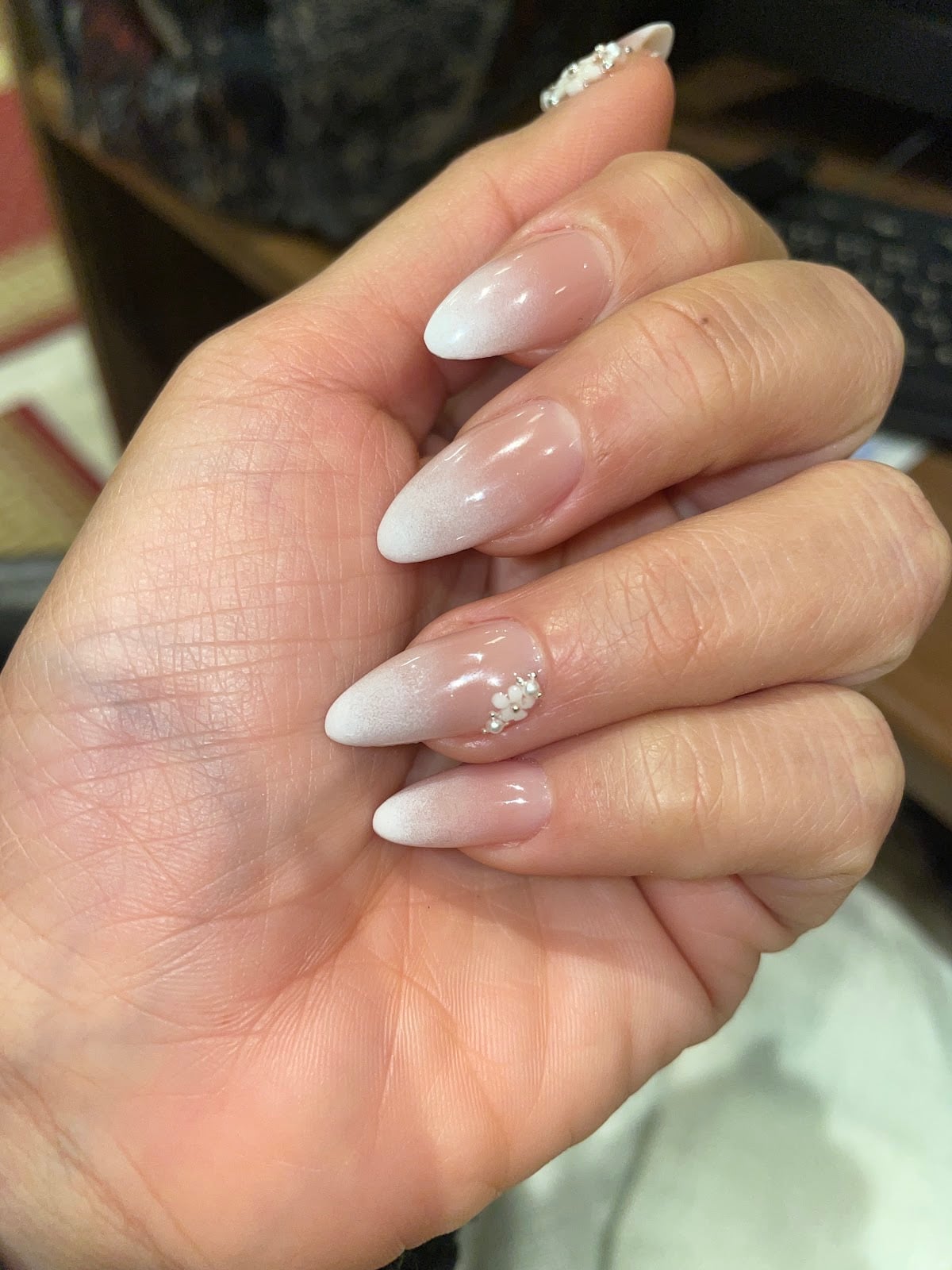 Glam Corner - Beauty Salon