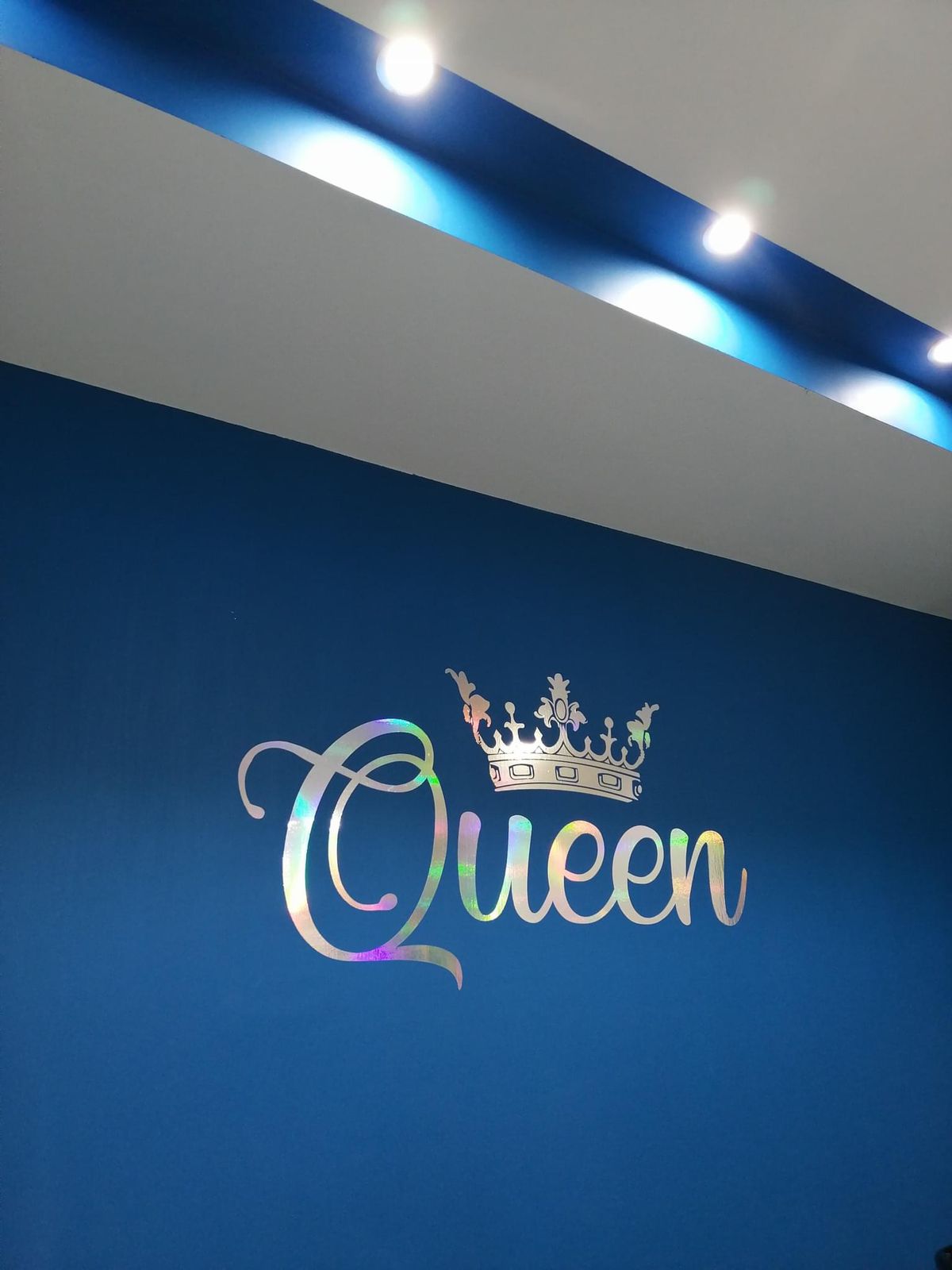 Studio Queen