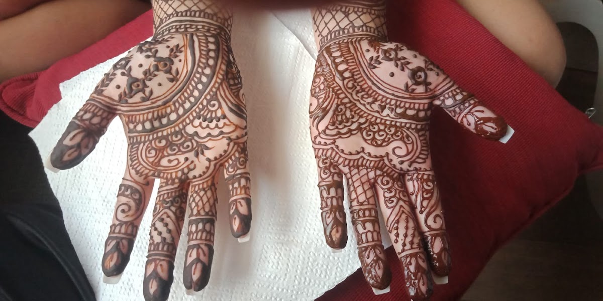 Amita Hair & Beauty Parlour